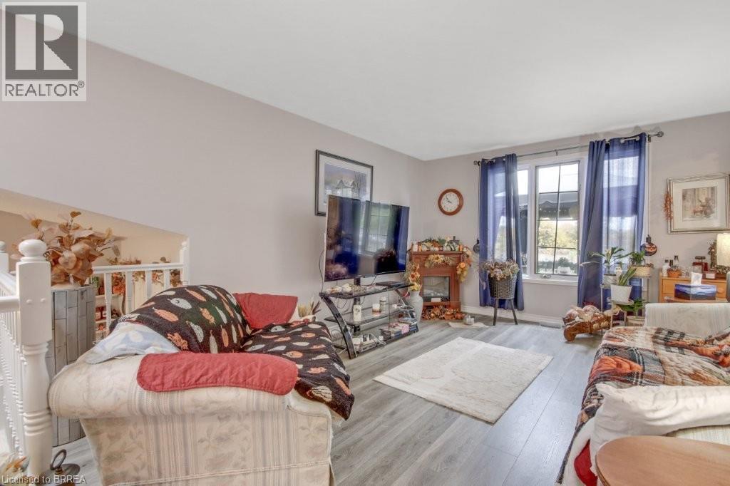 72 Lynden Hill Crescent, Brantford, Ontario  N3P 1R5 - Photo 7 - 40870221