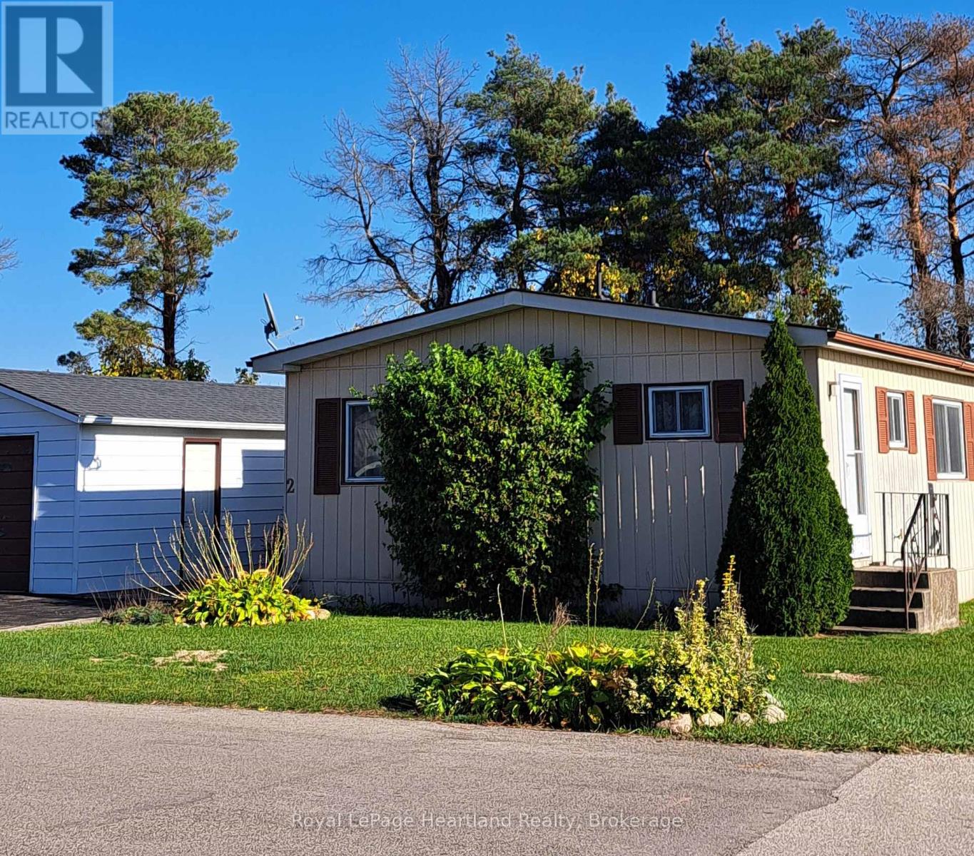 2 Velma Street, Strathroy-Caradoc, Ontario  N7G 0C5 - Photo 1 - X14094540