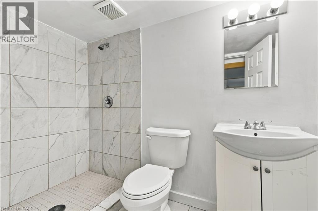 168 Fifth Avenue Unit# 2, Kitchener, Ontario N2C 1P7 - Photo 27 - 40870820