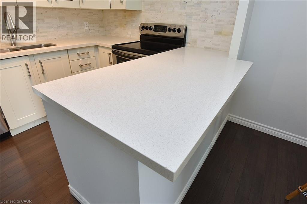 25 The Esplanade Unit# 1611, Toronto, Ontario  M5E 1W5 - Photo 14 - 40869608