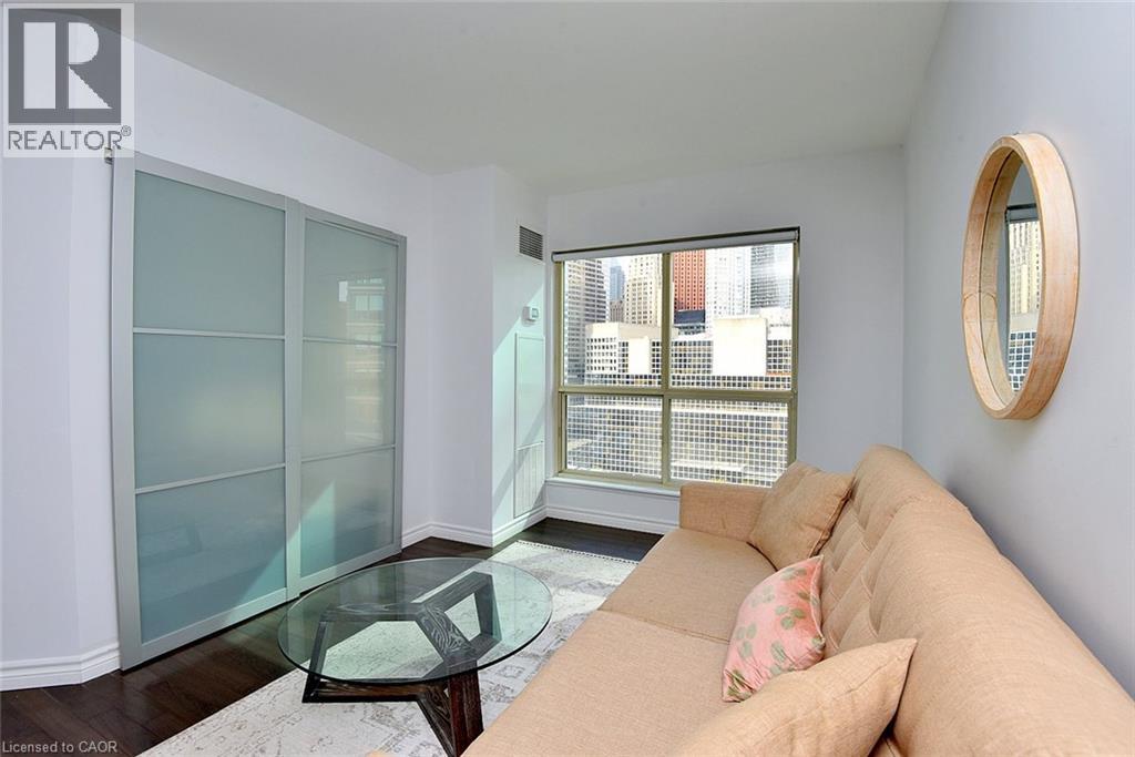 25 The Esplanade Unit# 1611, Toronto, Ontario  M5E 1W5 - Photo 18 - 40869608