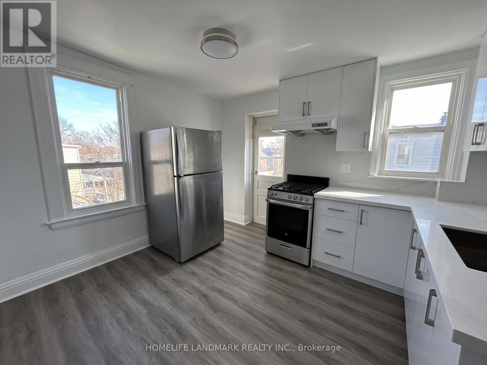 Upper - 609 Ossington Avenue, Toronto (Palmerston-Little Italy), Ontario  M6G 3T6 - Photo 2 - C14094778