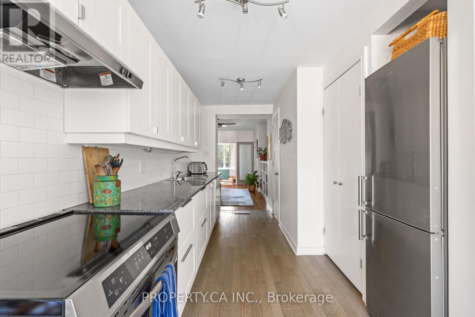 620 Crawford Street, Toronto, Ontario  M6G 3K2 - Photo 10 - C14094820