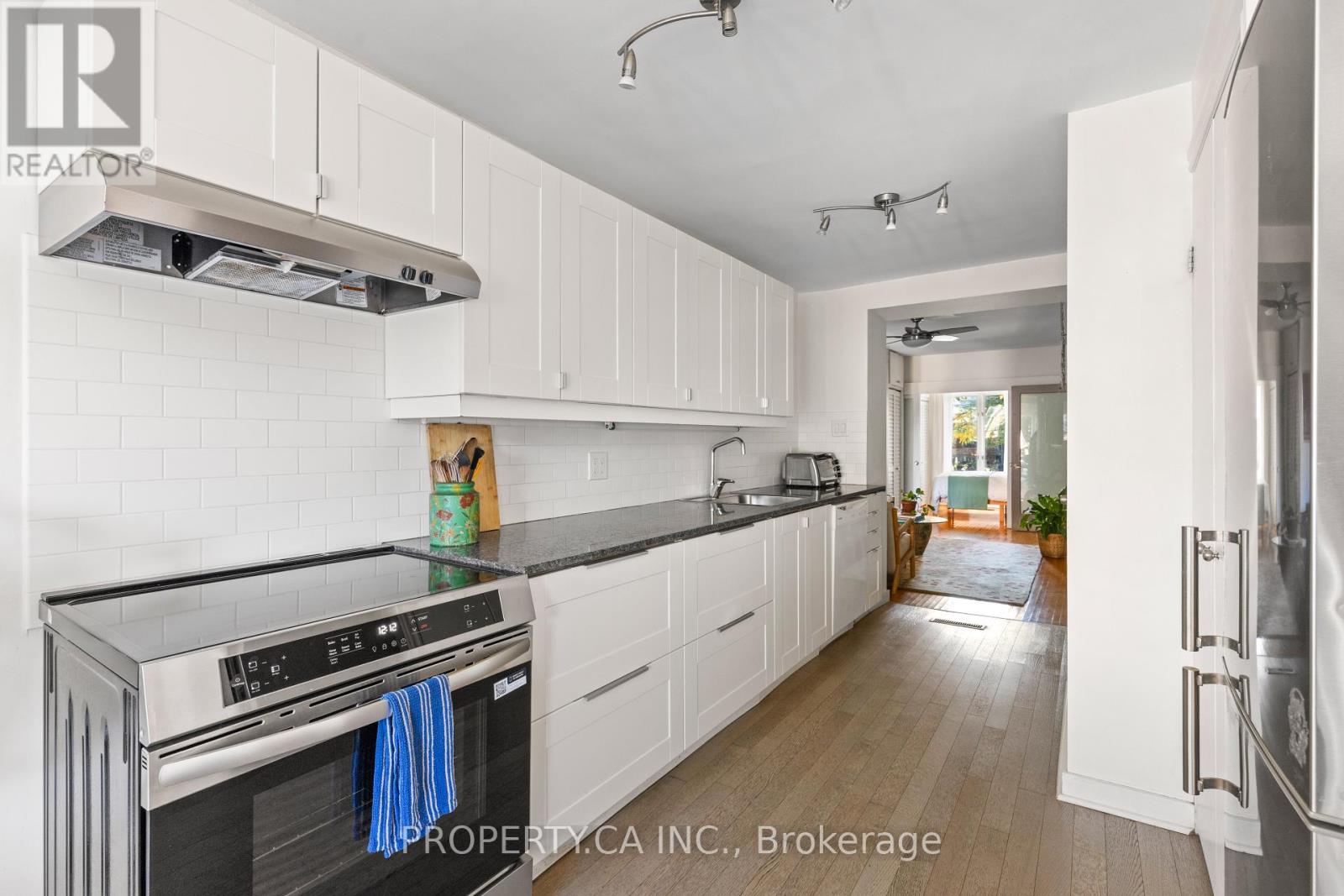 620 Crawford Street, Toronto, Ontario  M6G 3K2 - Photo 7 - C14094820