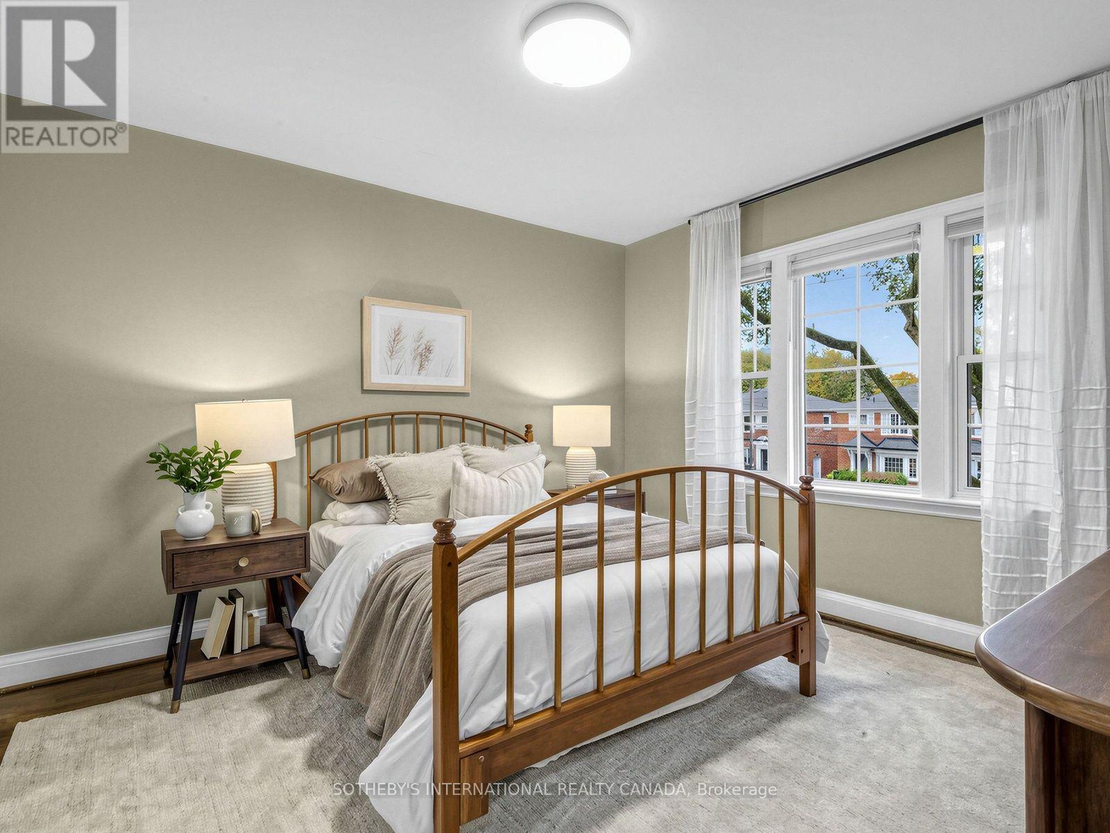 22 Thursfield Crescent, Toronto, Ontario  M4G 2N5 - Photo 17 - C14094828