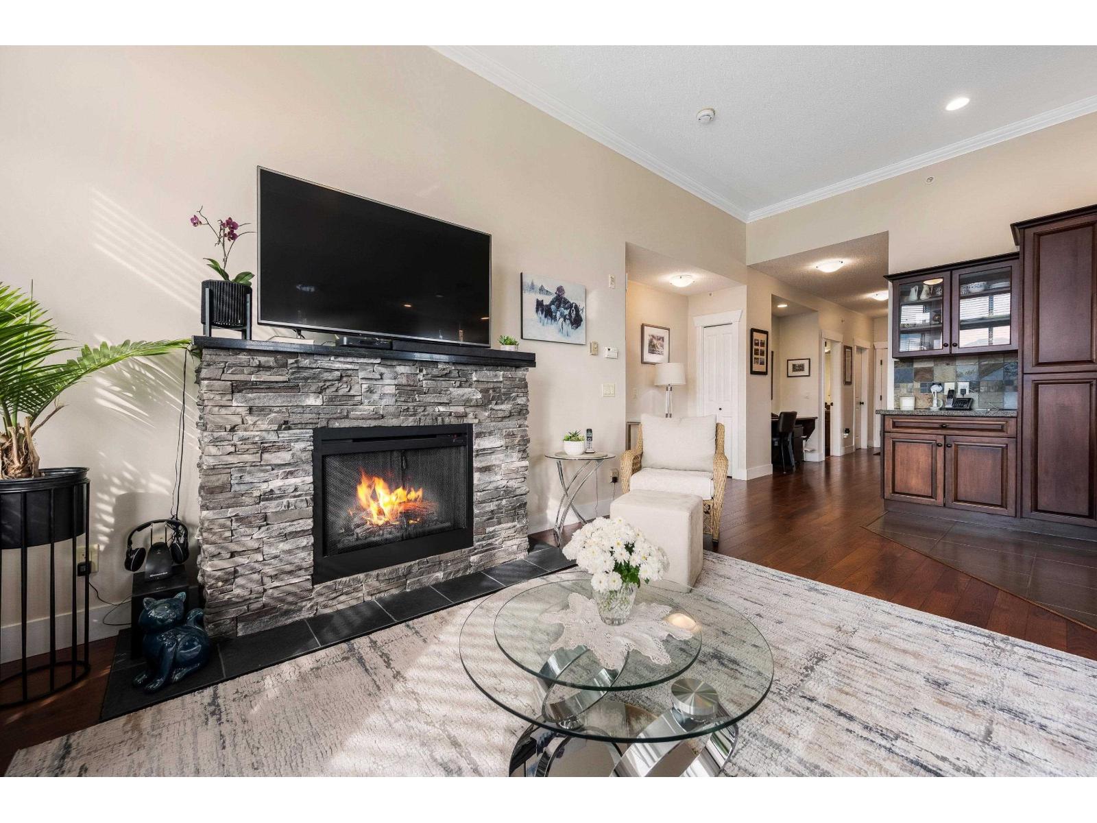 412 45893 CHESTERFIELD AVENUE|Chilliwack Downtown