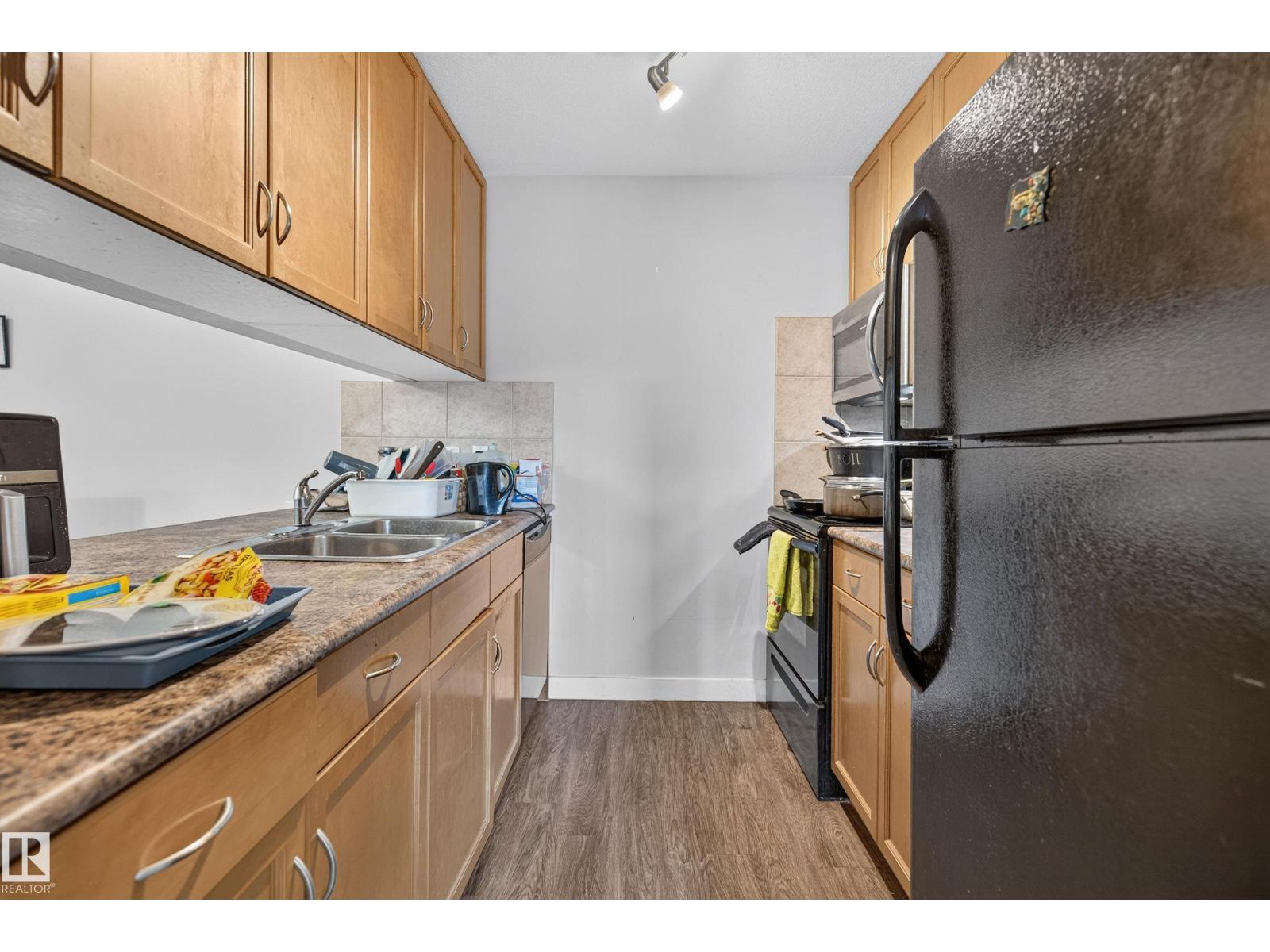 #405 1204 156 ST NW