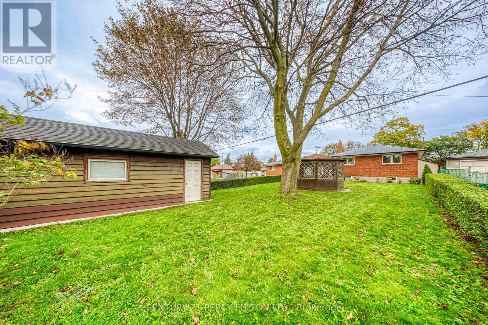 32 Bromton Drive, Toronto, Ontario  M1P 4B8 - Photo 34 - E14095018