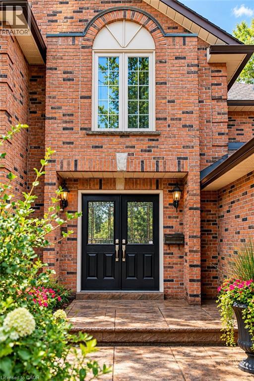 1820 Shady Creek Court, Mississauga, Ontario  L5L 3W2 - Photo 2 - 40860085
