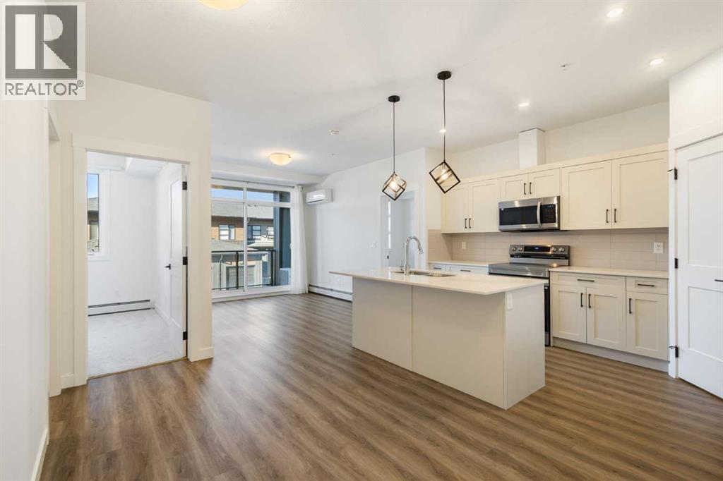 2205, 55 Lucas Way NW, Calgary, Alberta  T3P 2C7 - Photo 5 - A2351002