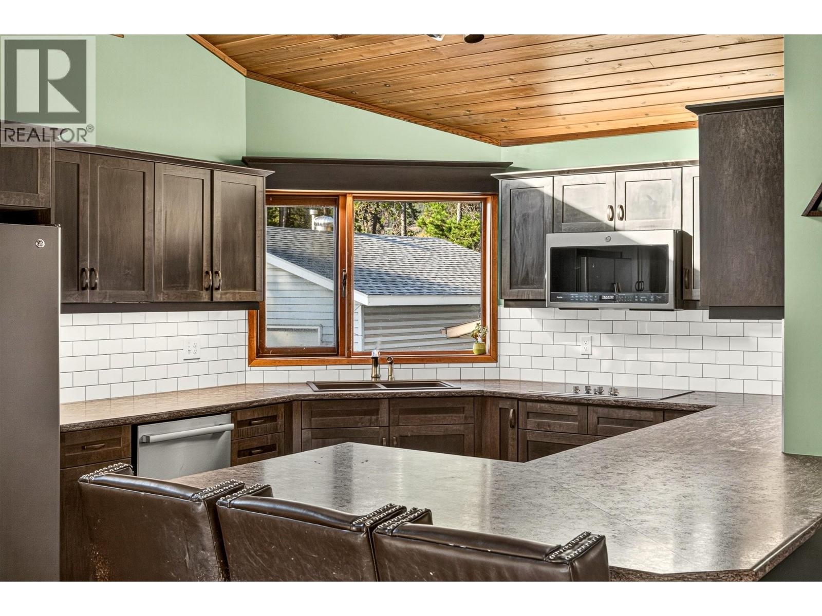 407 Maple Street, Sparwood, British Columbia  V0B 2G0 - Photo 16 - 10401218
