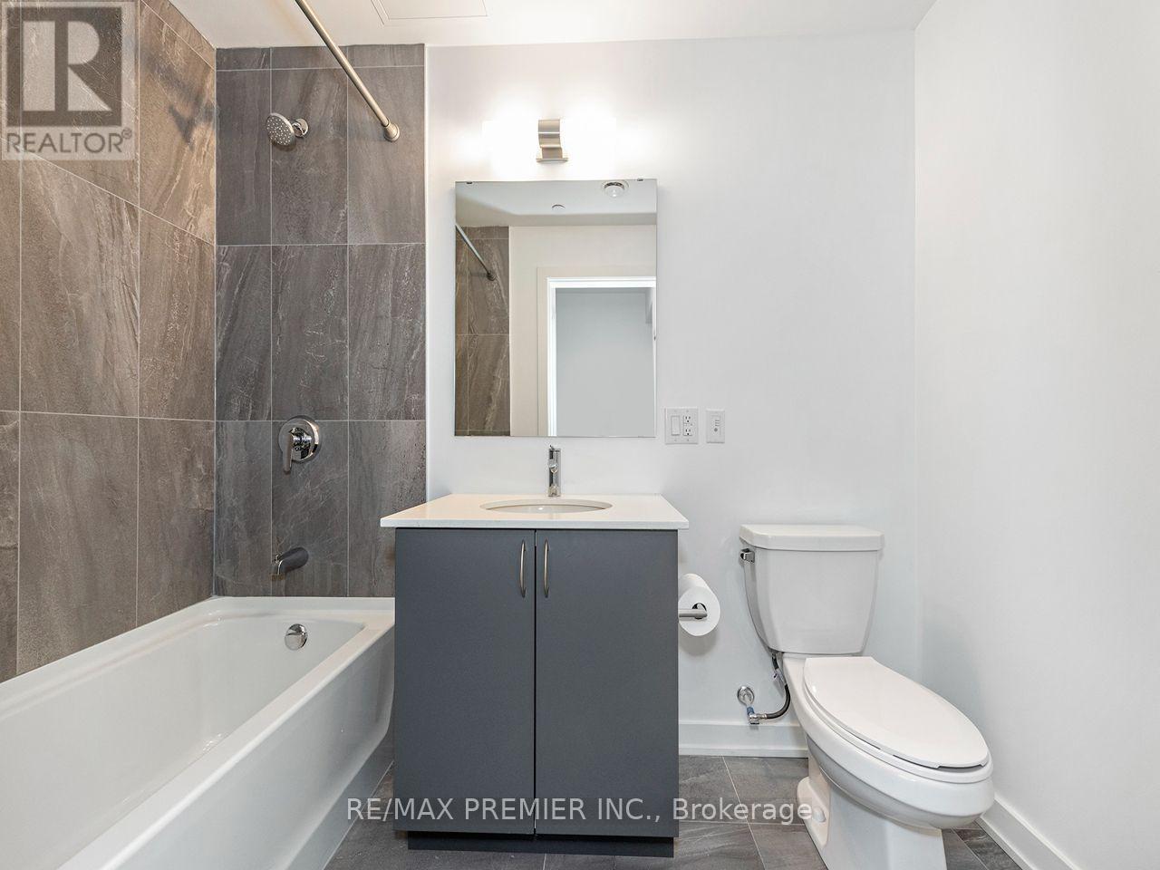 408 - 56 Lakeside Terrace, Barrie, Ontario L4M 7B9 - Photo 7 - S14094824