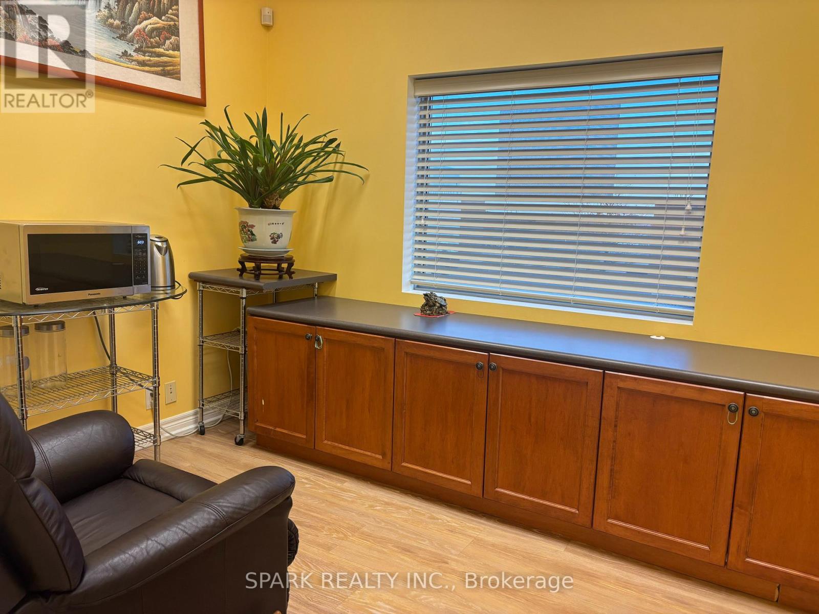 6 - 5006 South Service Road, Burlington, Ontario  L7L 5Y7 - Photo 13 - W14094876