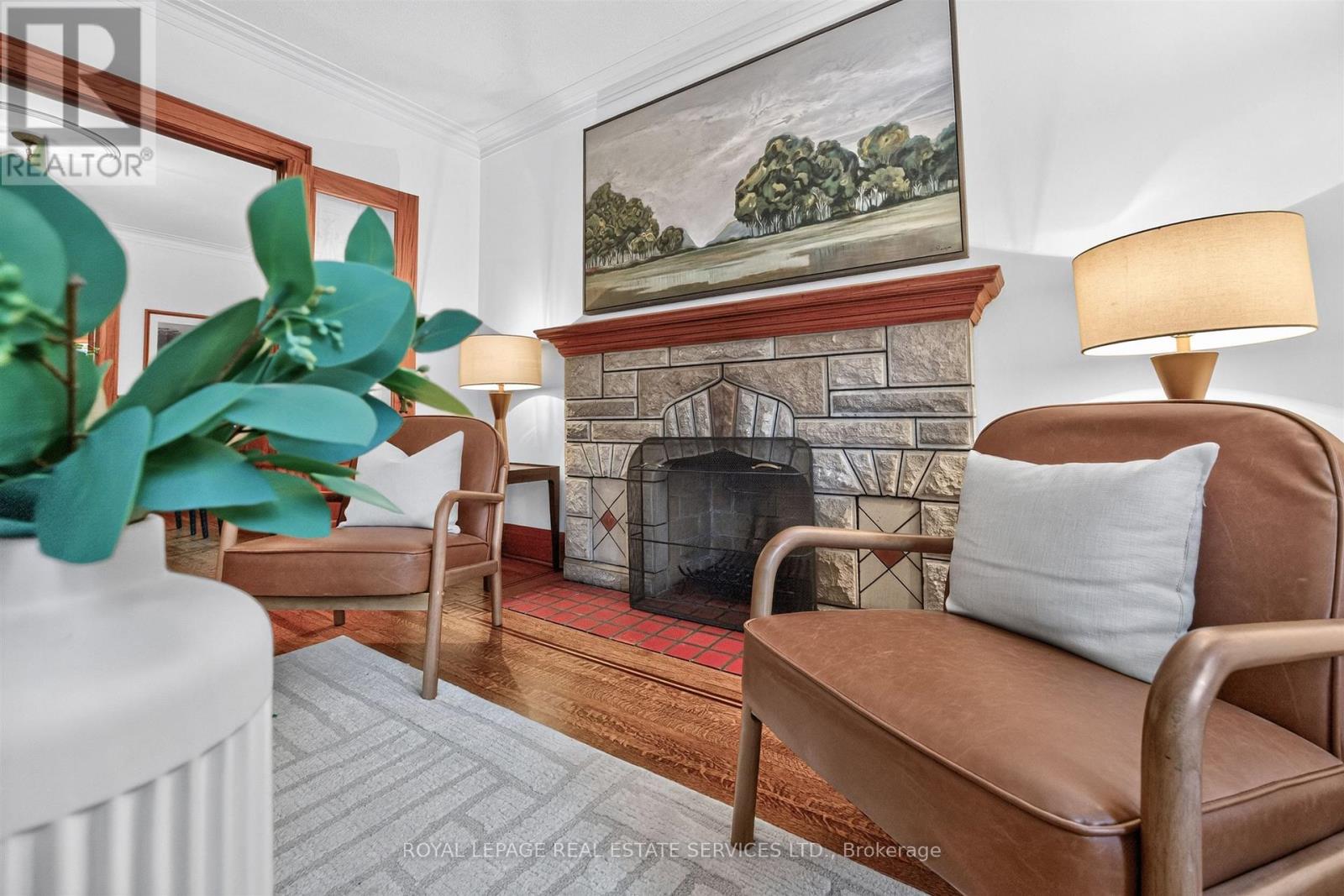 27 Verbena Avenue, Toronto, Ontario  M6S 1E6 - Photo 4 - W14094974