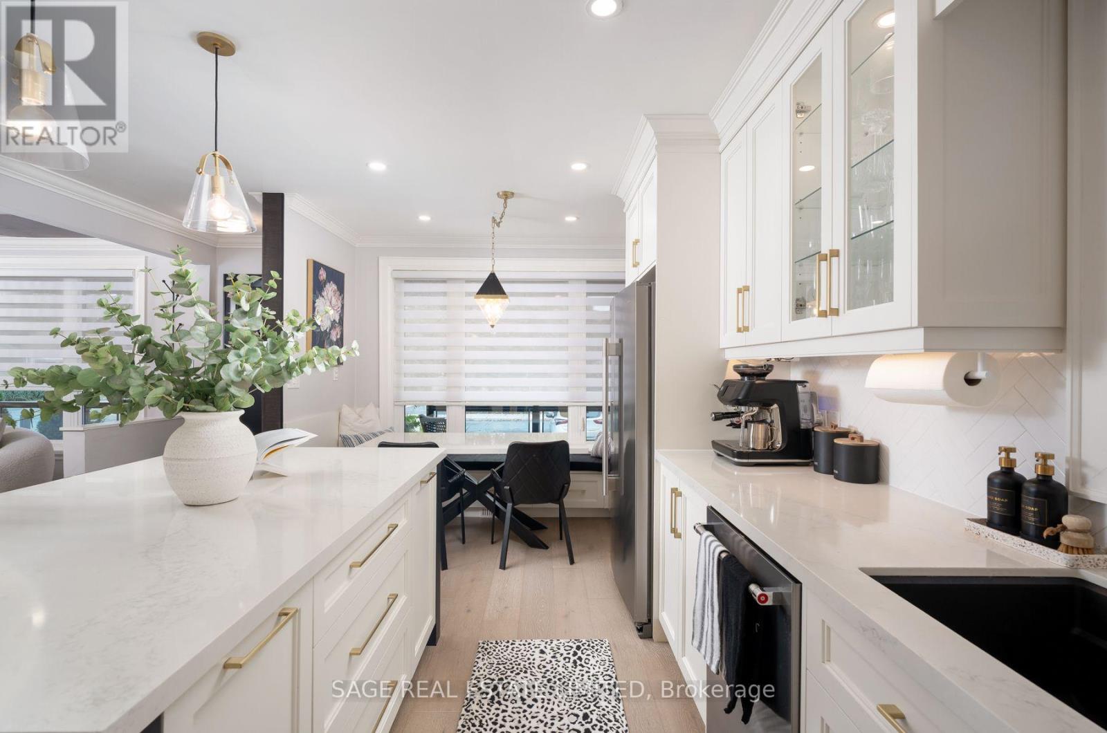 131 Silverhill Drive, Toronto, Ontario  M9B 3W6 - Photo 15 - W14095034