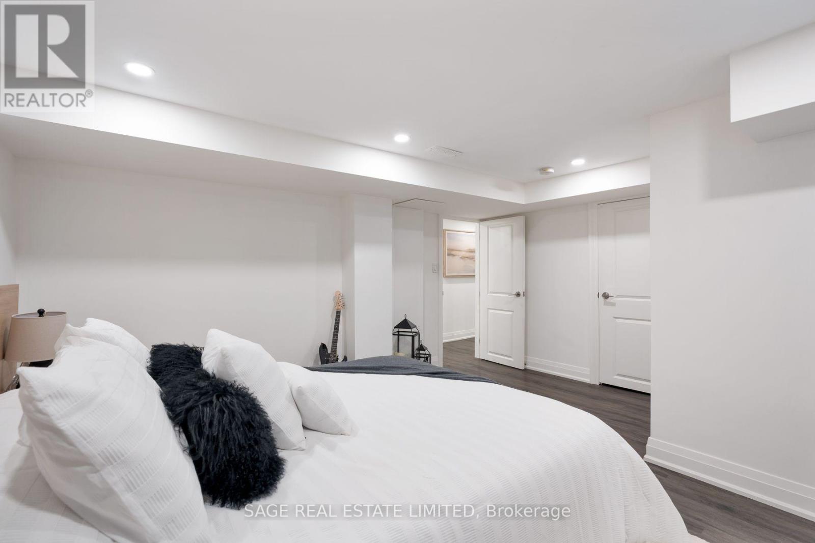 131 Silverhill Drive, Toronto, Ontario  M9B 3W6 - Photo 30 - W14095034