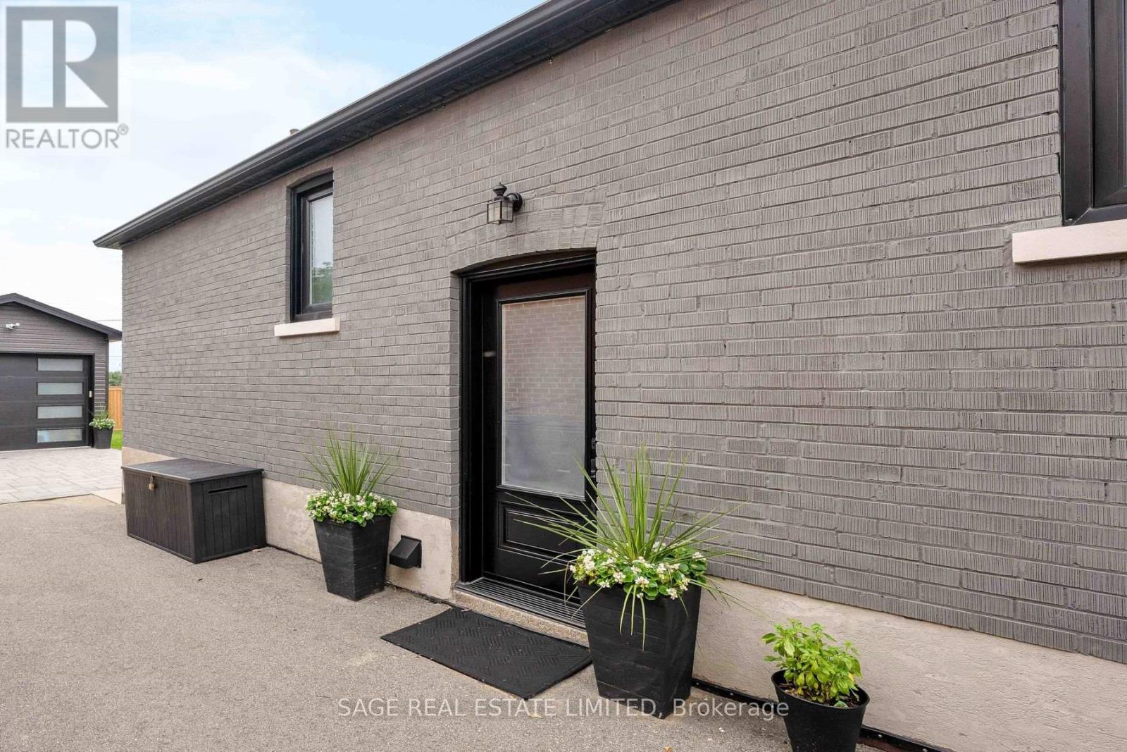 131 Silverhill Drive, Toronto, Ontario  M9B 3W6 - Photo 49 - W14095034
