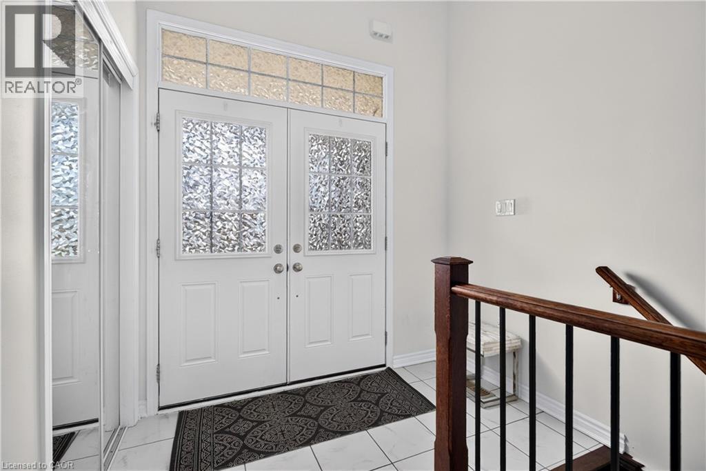 7 Pickett Place, Cambridge, Ontario  N3E 0B7 - Photo 5 - 40872491