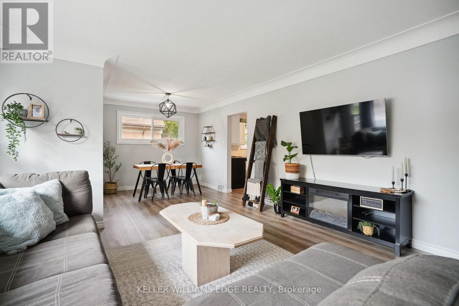 Upper - 13 Beaucourt Place, Hamilton, Ontario  L8S 2P8 - Photo 12 - X14094818