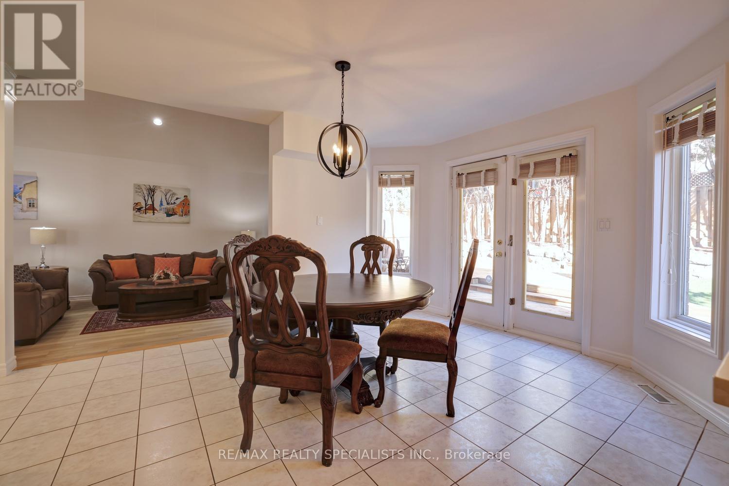 79 Westlawn Drive, Hamilton, Ontario  L9B 2K9 - Photo 15 - X14094936