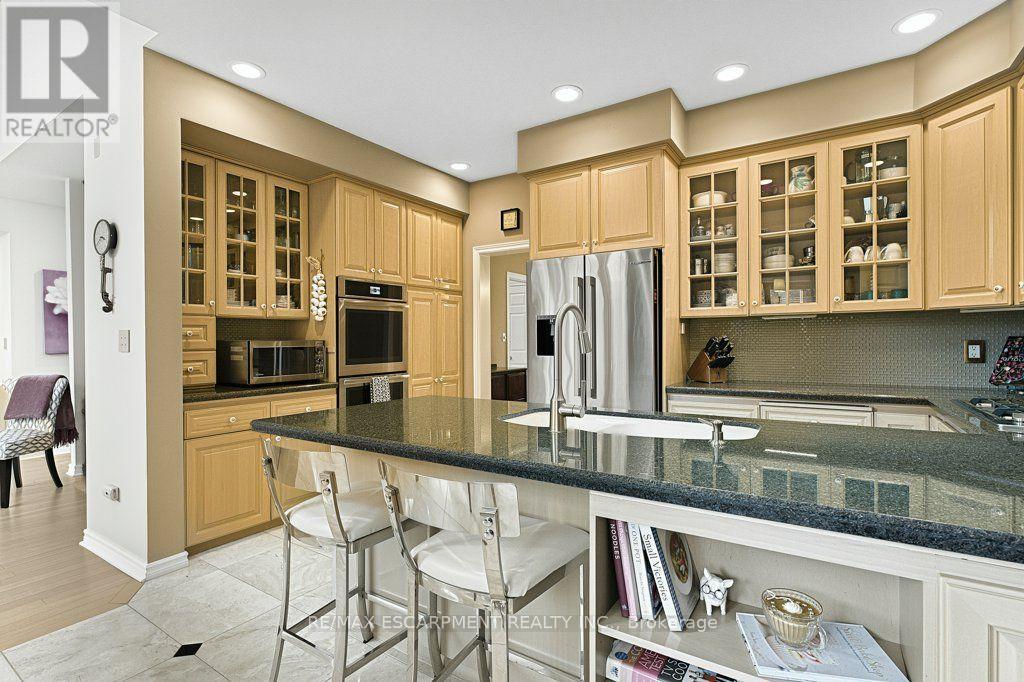 12 Weneil Drive, Hamilton, Ontario  L8B 0Z6 - Photo 12 - X14094954