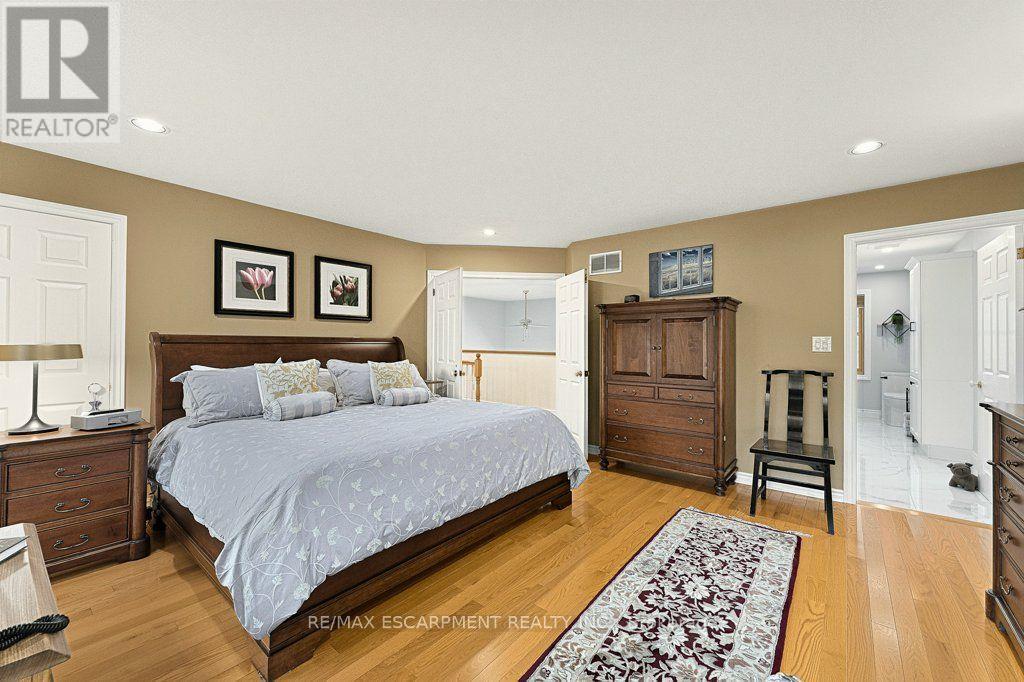 12 Weneil Drive, Hamilton, Ontario  L8B 0Z6 - Photo 22 - X14094954