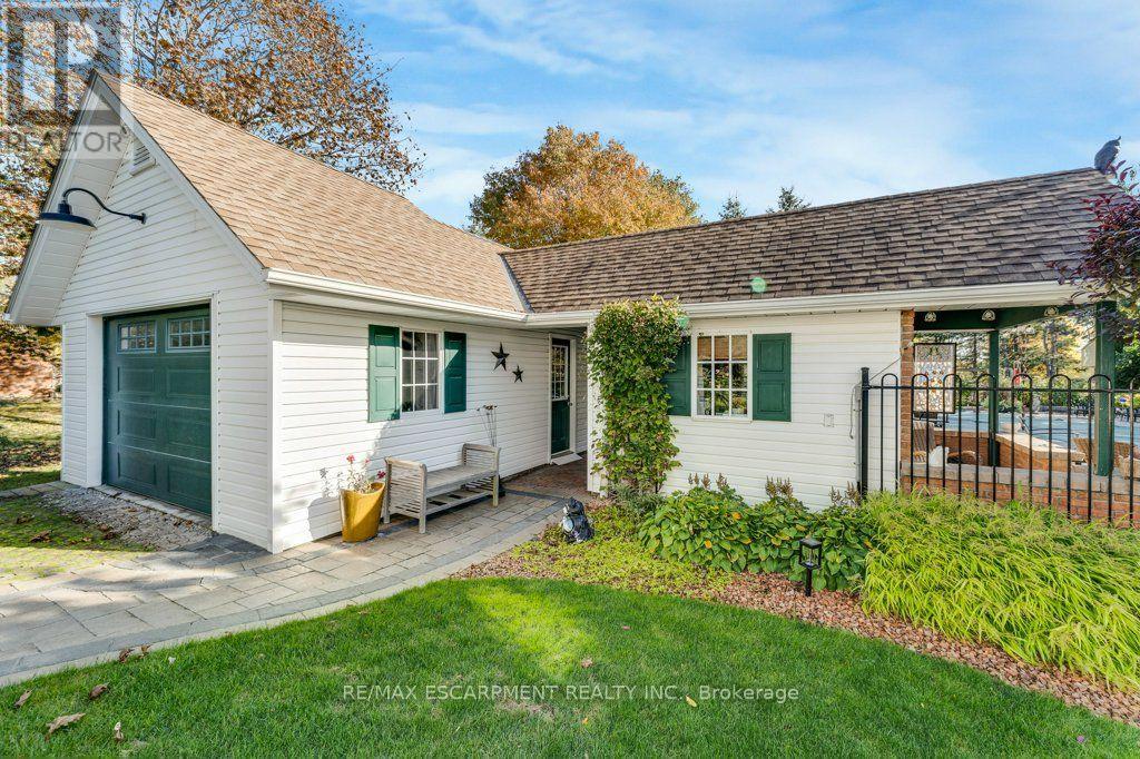 12 Weneil Drive, Hamilton, Ontario  L8B 0Z6 - Photo 47 - X14094954