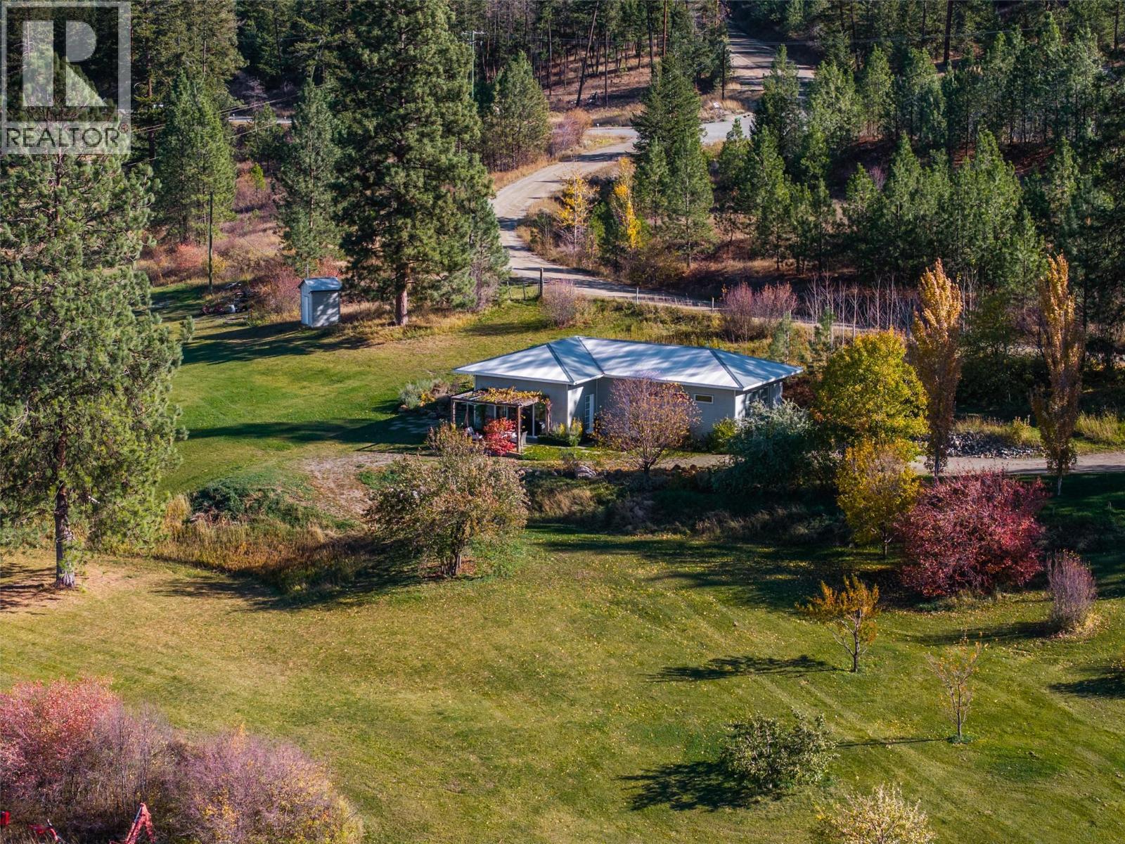 8121 Lyons Road, Kamloops, British Columbia  V0E 1Z2 - Photo 36 - 10400196