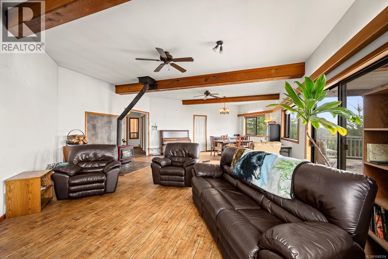 1466 Norton Dr