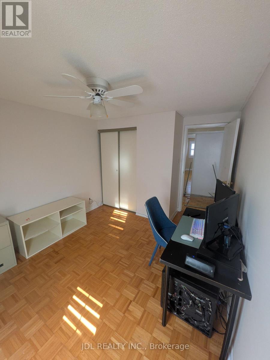 110 Bellefontaine Street, Toronto, Ontario  M1S 4E6 - Photo 12 - E14092714