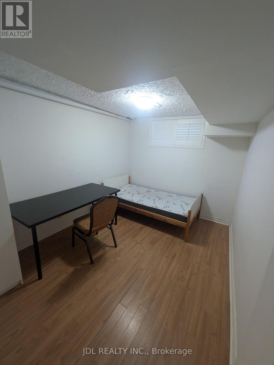 110 Bellefontaine Street, Toronto, Ontario  M1S 4E6 - Photo 17 - E14092714