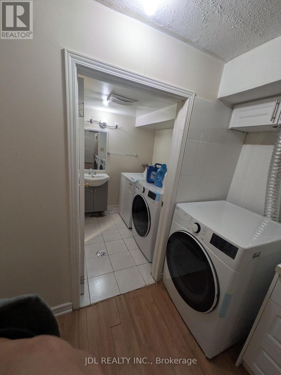 110 Bellefontaine Street, Toronto, Ontario  M1S 4E6 - Photo 21 - E14092714