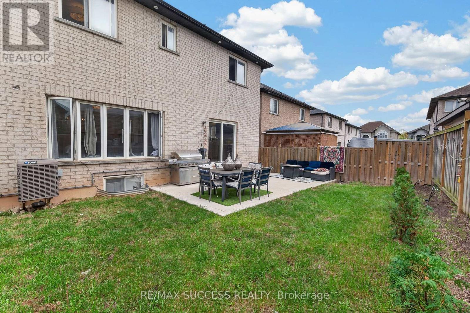 96 Nashville Circle, Hamilton, Ontario  L8G 0B4 - Photo 40 - X13855376