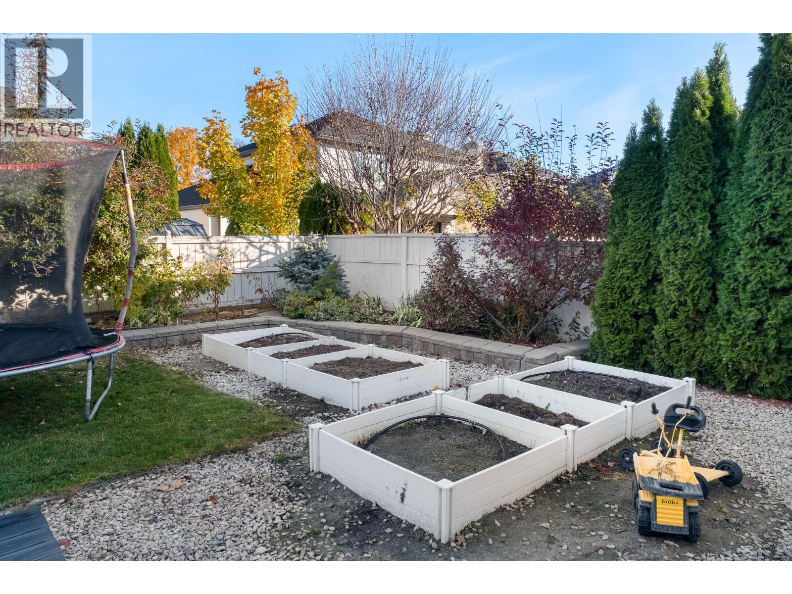 1042 Wintergreen Drive, Kelowna, British Columbia  V1Y 9A3 - Photo 37 - 10403932