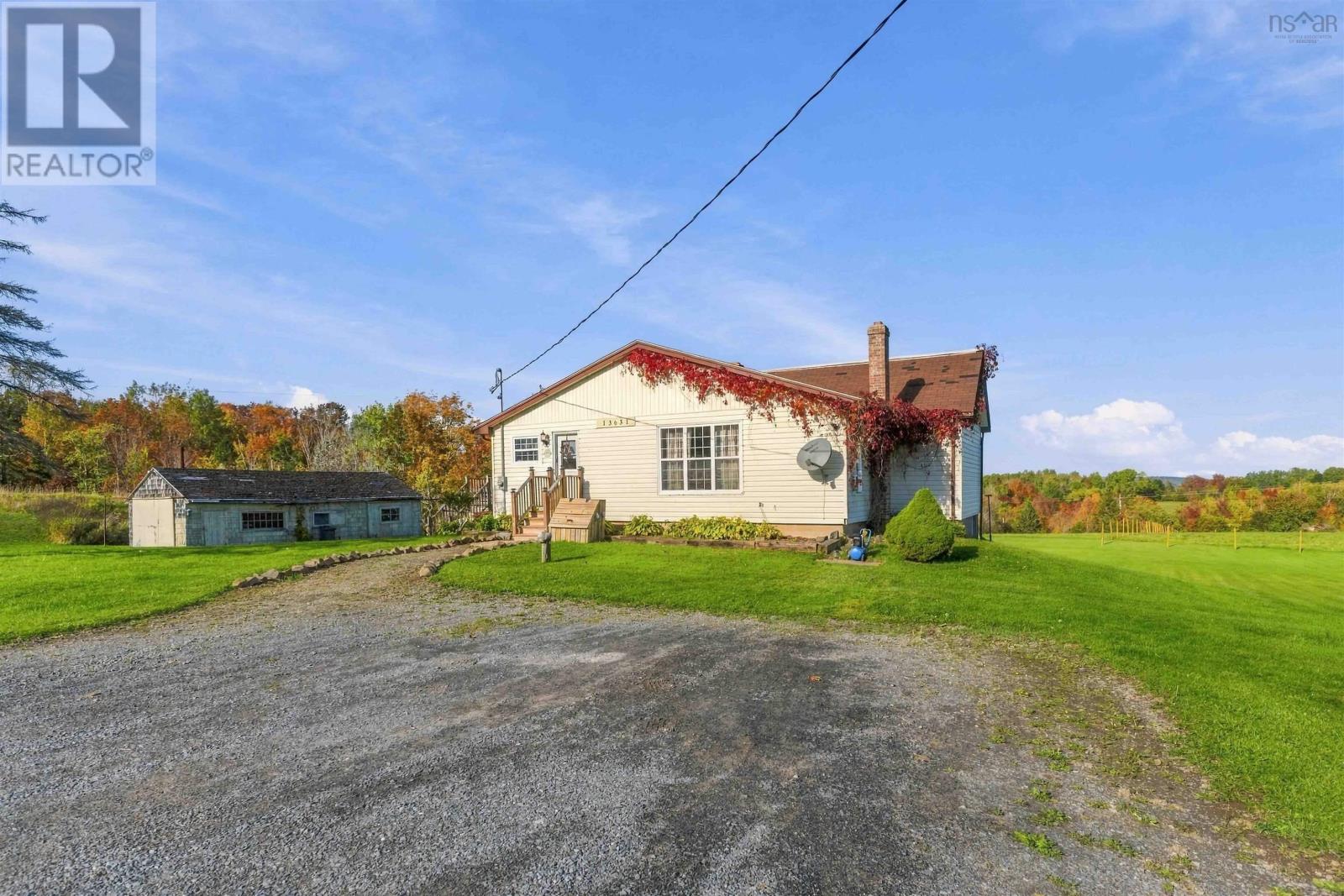 13631 Highway 1, Hants Border, Nova Scotia