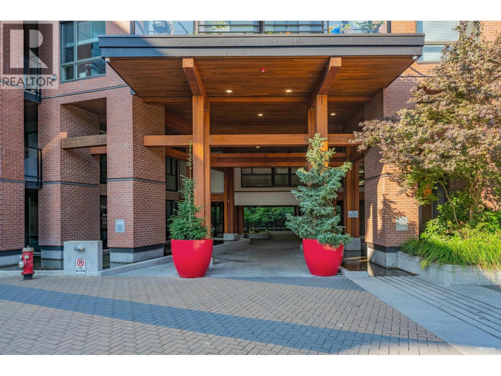 226 723 W 3rd Street, North Vancouver, British Columbia  V7M 0E4 - Photo 3 - R3168433
