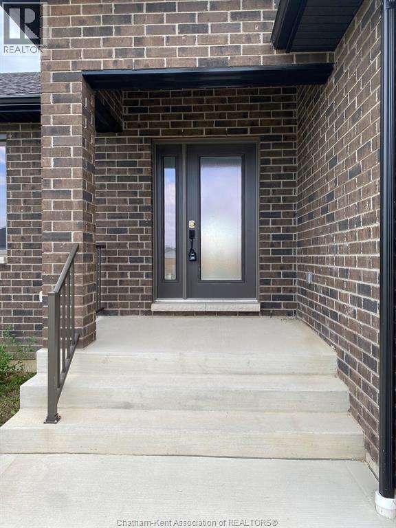 551 Keil Trail North, Chatham, Ontario  N7L 0G8 - Photo 3 - 26025633