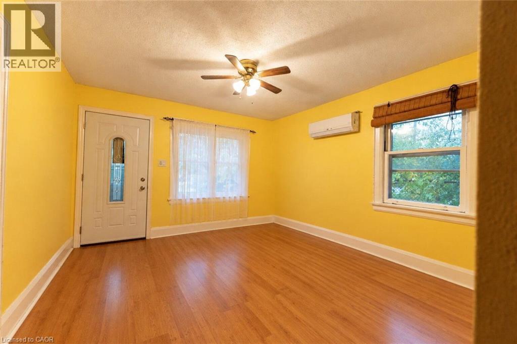 12 Merigold Street, St. Catharines, Ontario  L2S 2N3 - Photo 7 - 40871662