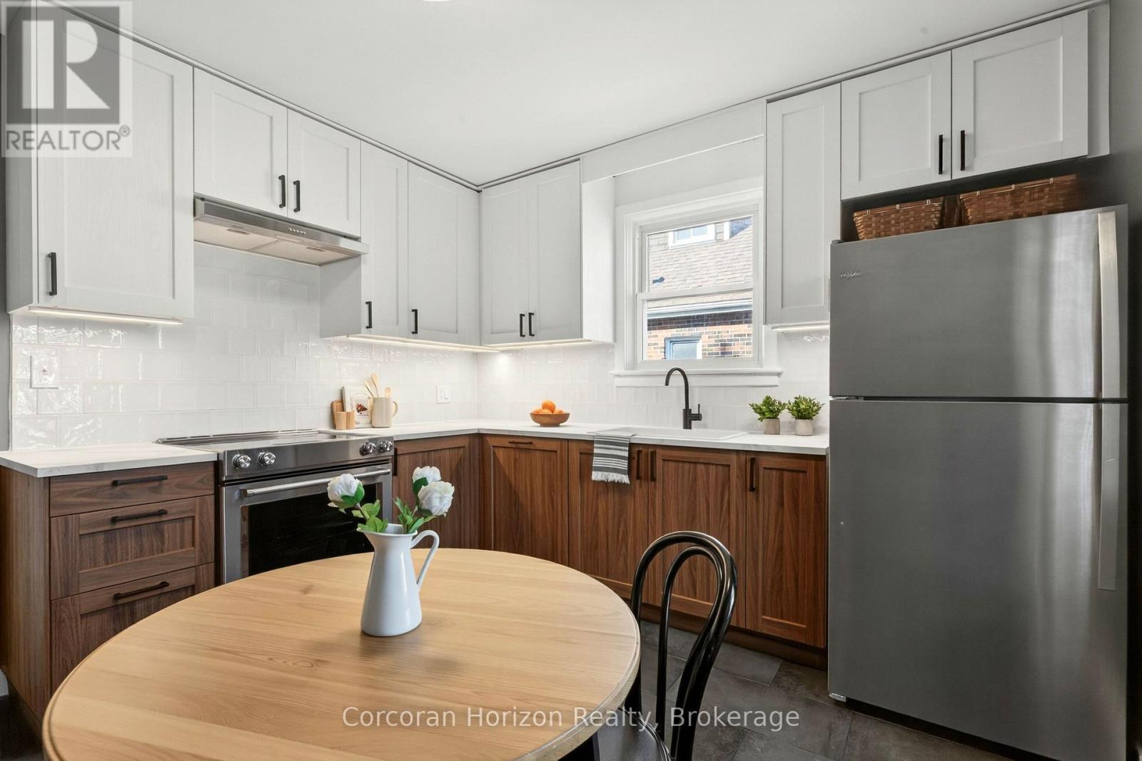 1 - 33 East 34th Street, Hamilton, Ontario  L8V 3W2 - Photo 22 - X14095112