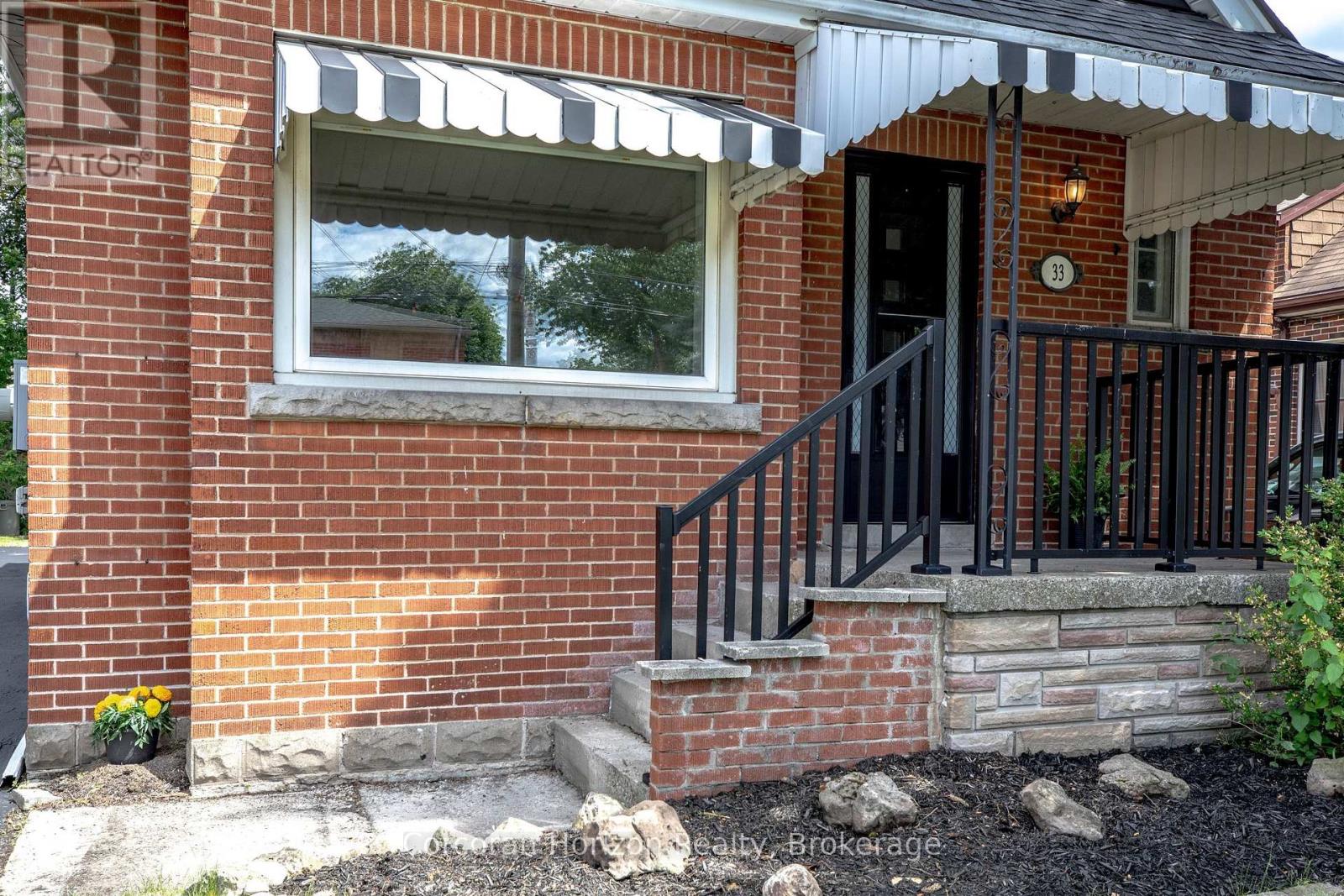 1 - 33 East 34th Street, Hamilton, Ontario  L8V 3W2 - Photo 3 - X14095112