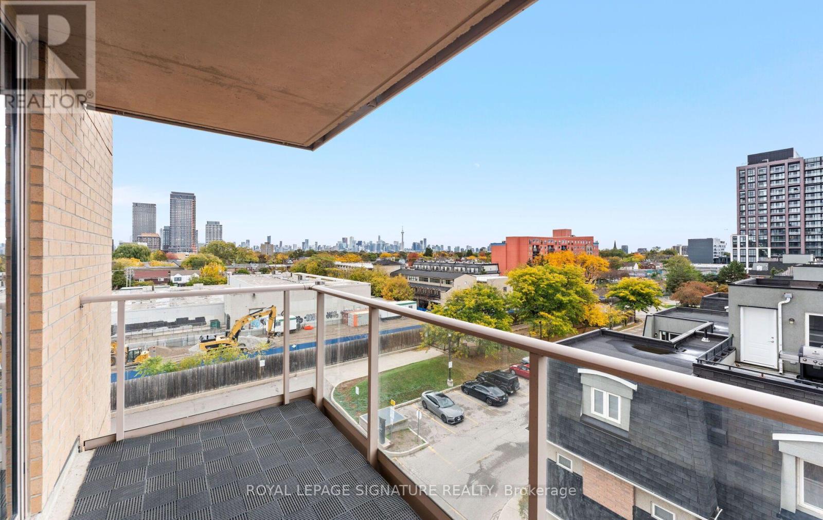 604 - 1369 Bloor Street W, Toronto, Ontario  M6P 4J4 - Photo 24 - C14095062
