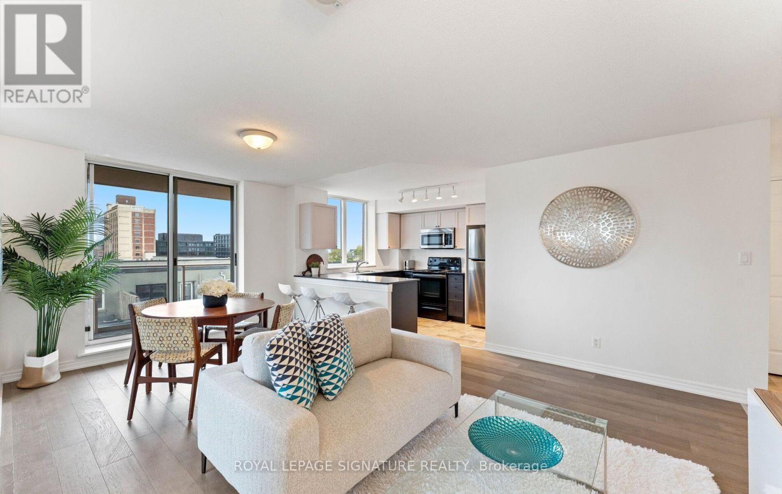 604 - 1369 Bloor Street W, Toronto, Ontario  M6P 4J4 - Photo 7 - C14095062