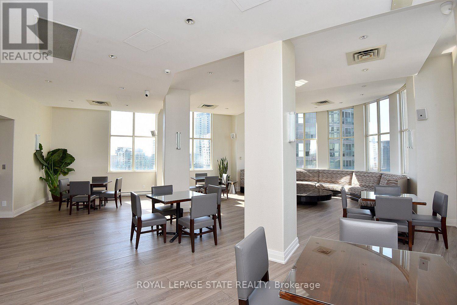 1611 - 25 The Esplanade, Toronto, Ontario  M5E 1W5 - Photo 27 - C14095078