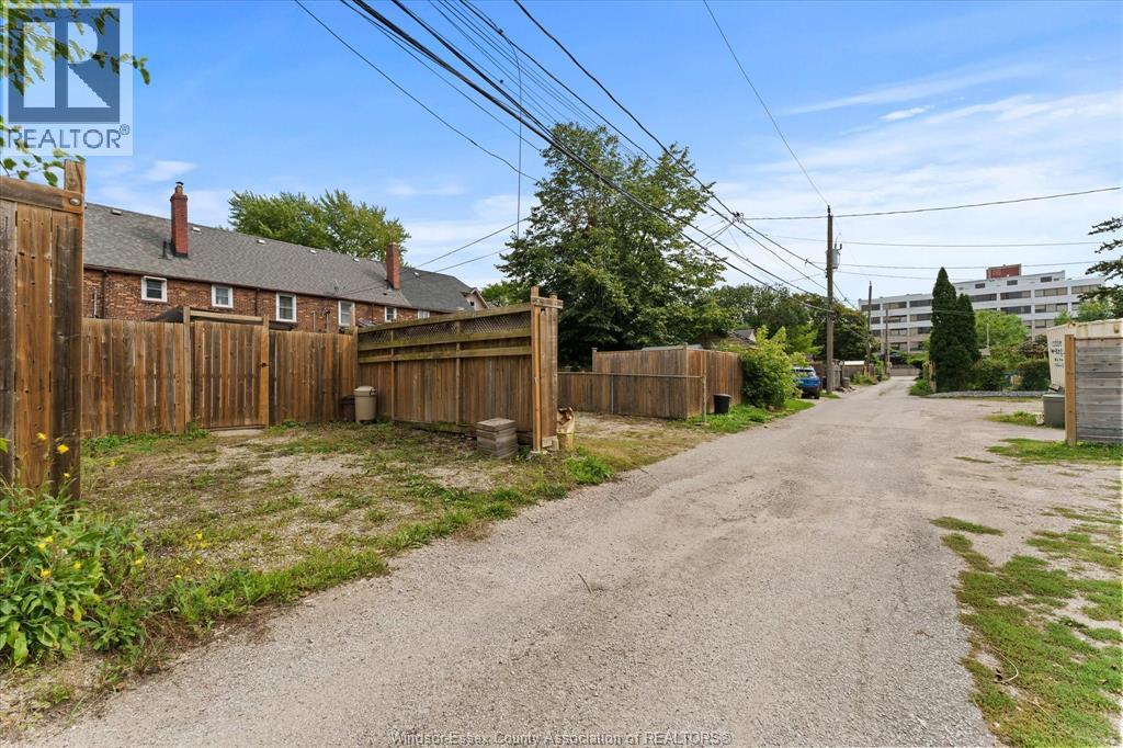 1261 Monmouth Road, Windsor, Ontario N8Y 3M2 - Photo 30 - 26025663