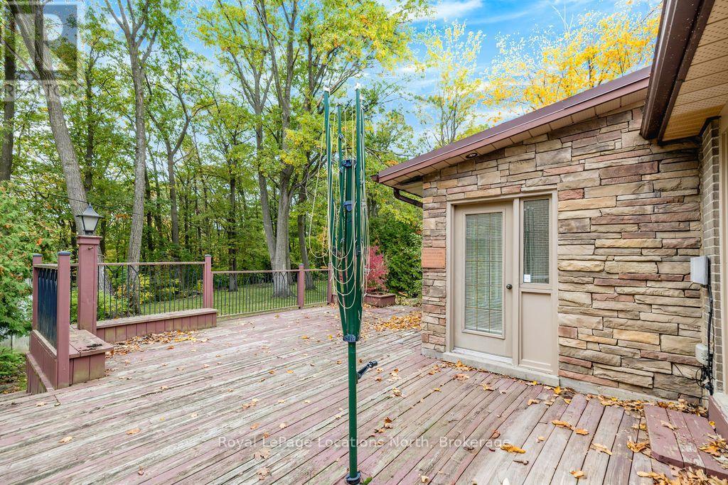 9 Vine Crescent, Barrie, Ontario  L4N 2B3 - Photo 37 - S14095060
