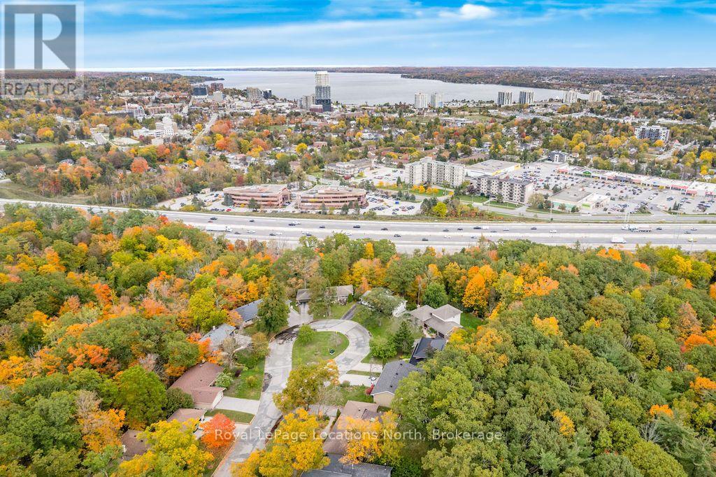 9 Vine Crescent, Barrie, Ontario  L4N 2B3 - Photo 49 - S14095060
