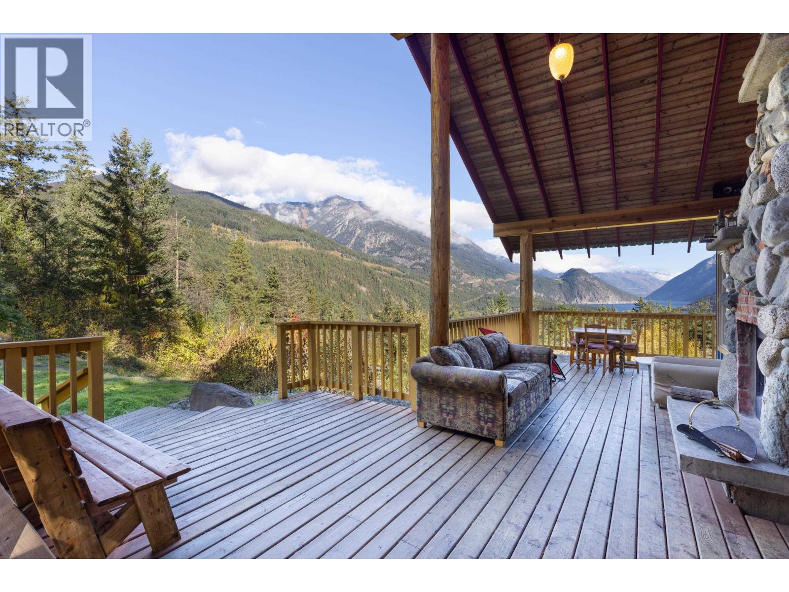 9842 Anderson Place, Pemberton, British Columbia  V0N 1L0 - Photo 26 - R3176556