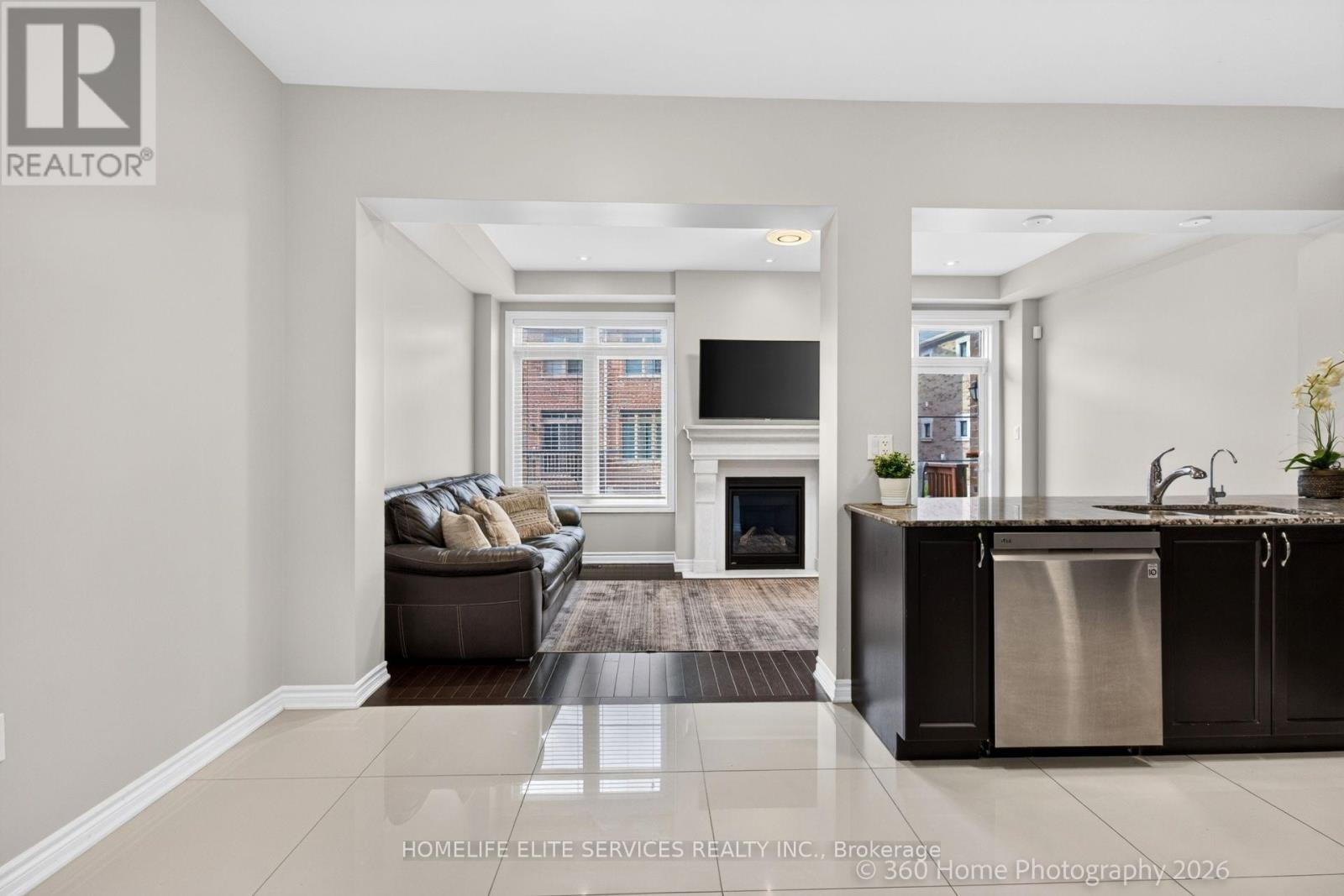 70 Farooq Boulevard, Vaughan, Ontario  L4L 1A6 - Photo 10 - N14095044