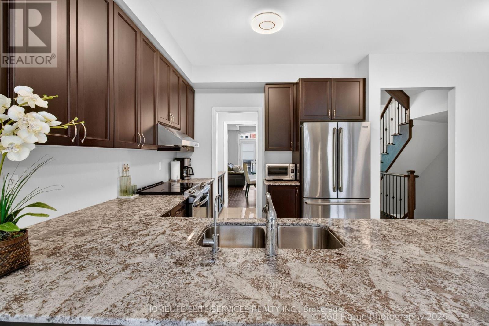 70 Farooq Boulevard, Vaughan, Ontario  L4L 1A6 - Photo 6 - N14095044