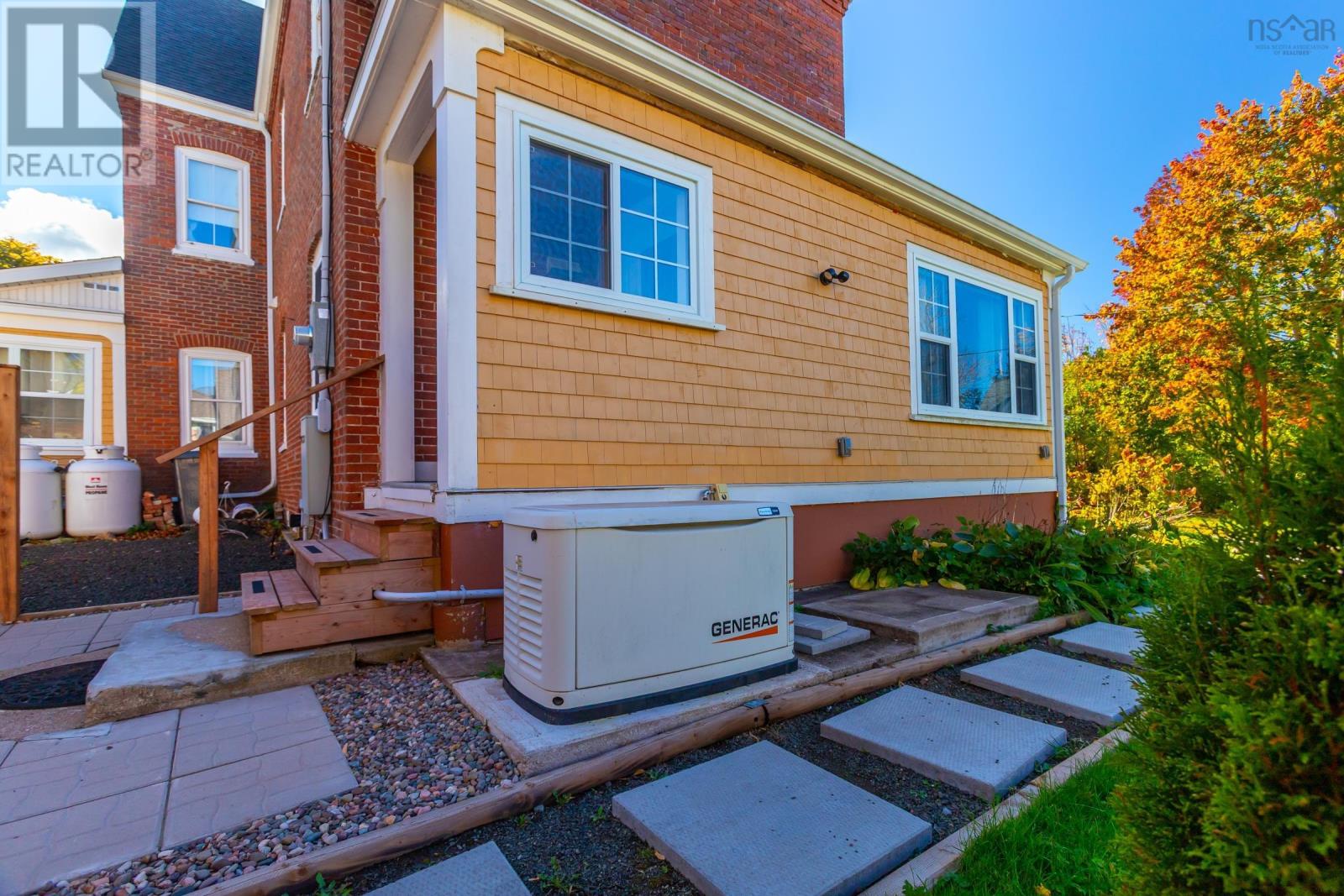 32 Washington Street, Bridgetown, Nova Scotia  B0S 1C0 - Photo 8 - 202626106
